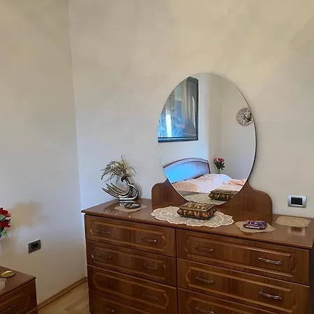 Whole Flat Near * Shkodër