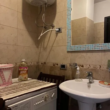 Whole Flat Near * Shkodër
