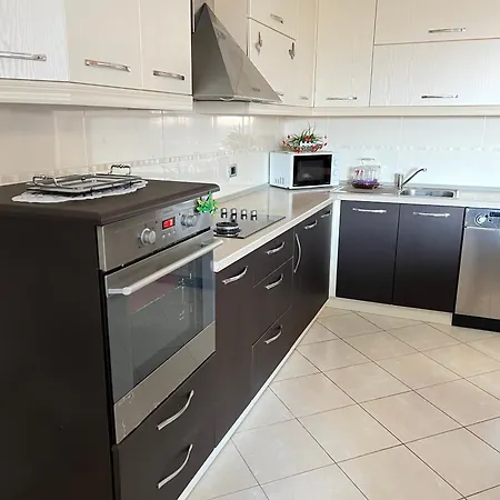 Daire Whole Flat Near *