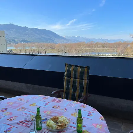 Whole Flat Near * Shkoder