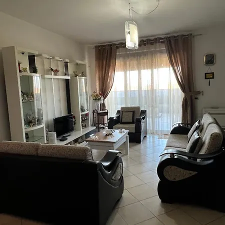 Whole Flat Near شقة *