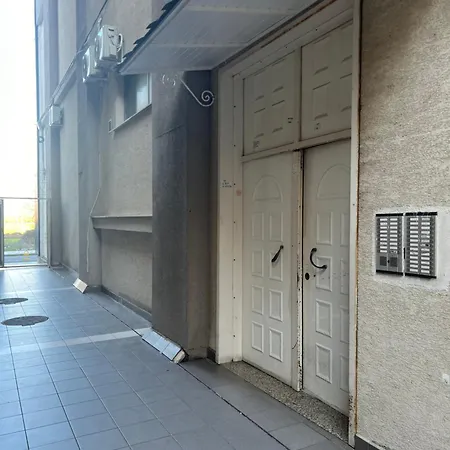 Whole Flat Near *